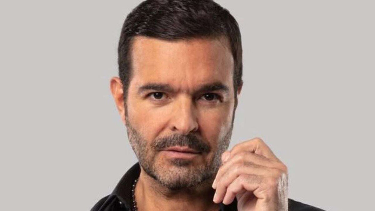 Pablo Montero protagoniza polémica por choque vehicular