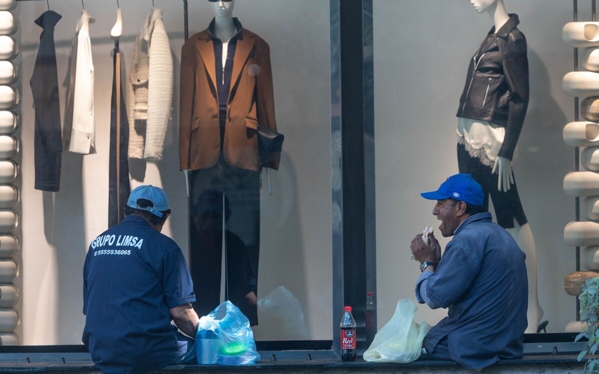 Мексика одобрила реформу о сокращении рабочей недели до 40 часов