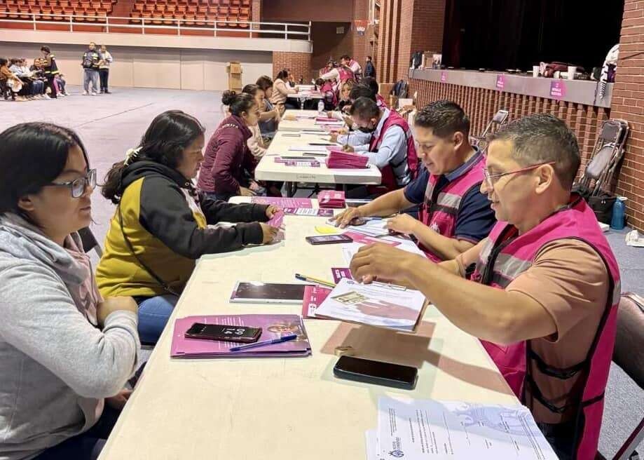 Guanajuato Governor Extends Rosa Card Distribution