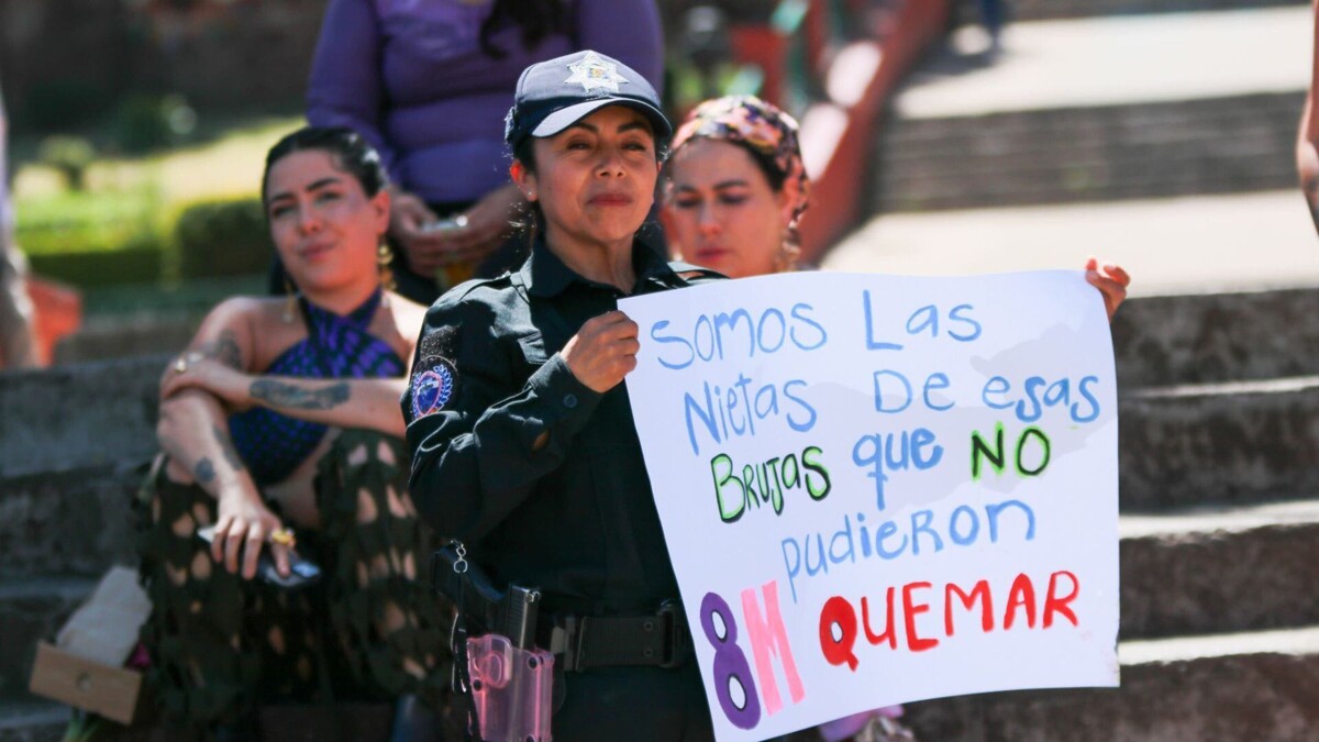 Massive Women’s March in Toluca Demands Justice