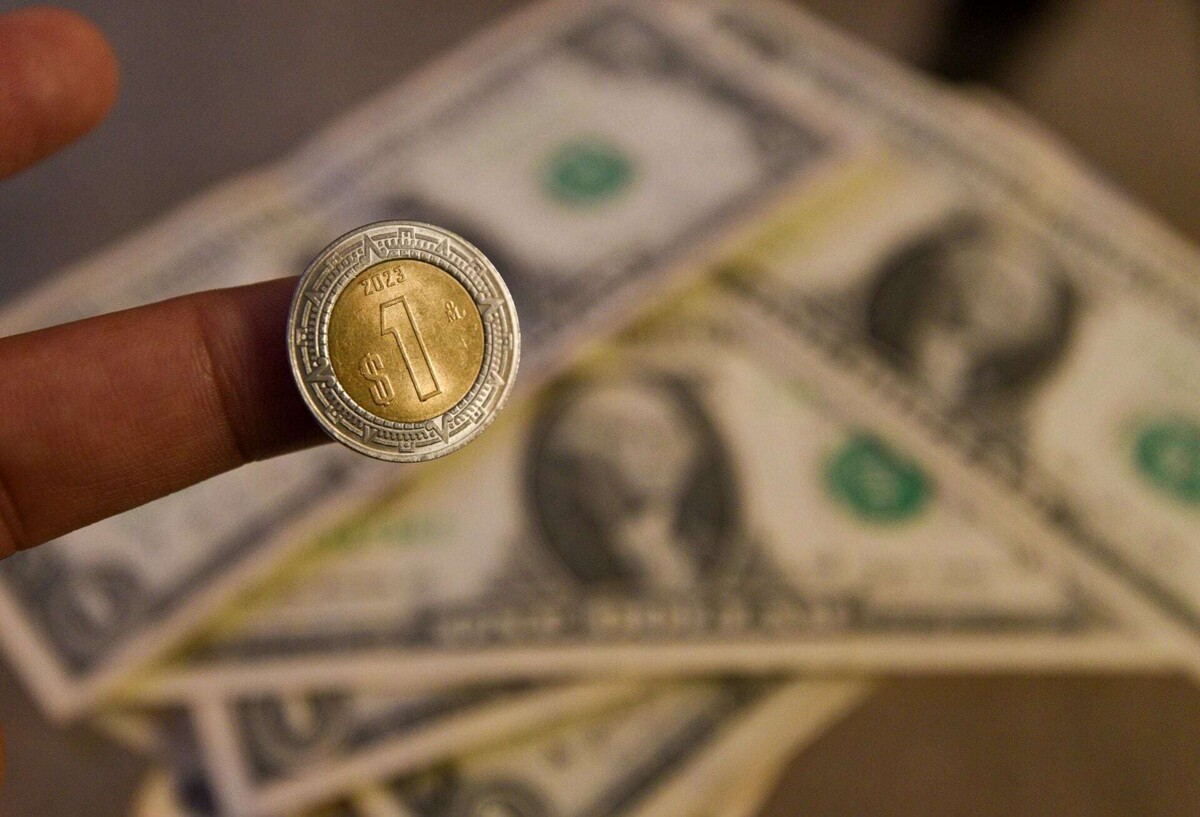 The Mexican Peso Interrupts Winning Streak