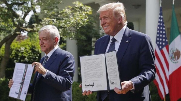 Critique of Populism in Mexico and the US