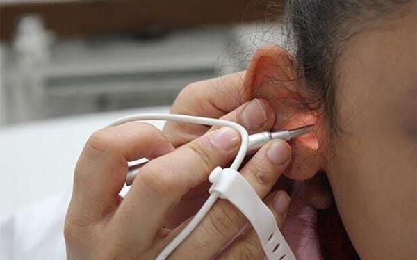 IMSS Jalisco exhorta a la detección oportuna de alteraciones auditivas en el Día Mundial de la Audición