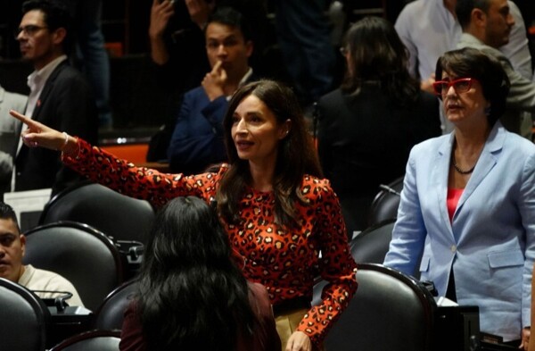 Laura Ballesteros Announces Candidacy for Mexico City Elections