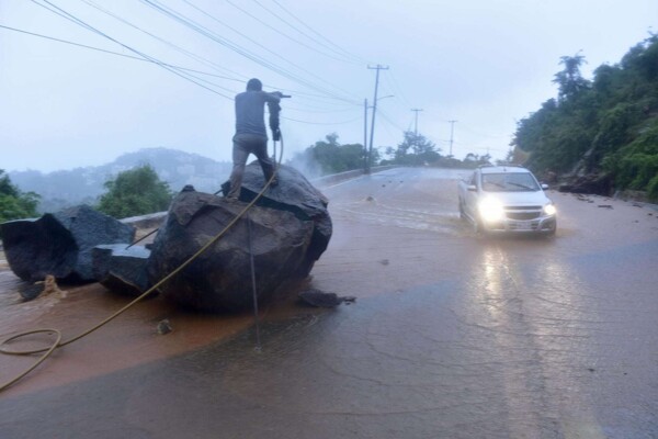 Tropical Storm Kristy Causes Heavy Rains in Acapulco