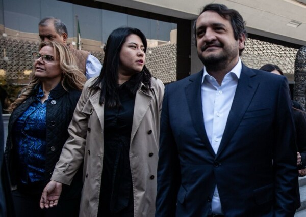 Mexican Political Crisis Over Sheinbaum Recall