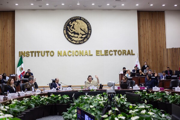 Crisis en el Instituto Electoral de México