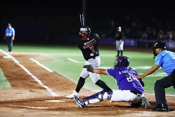 Guerreros Triumph Over Querétaro in 16-7 Victory