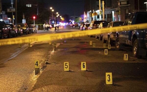Four young men injured in shooting in Iztacalco