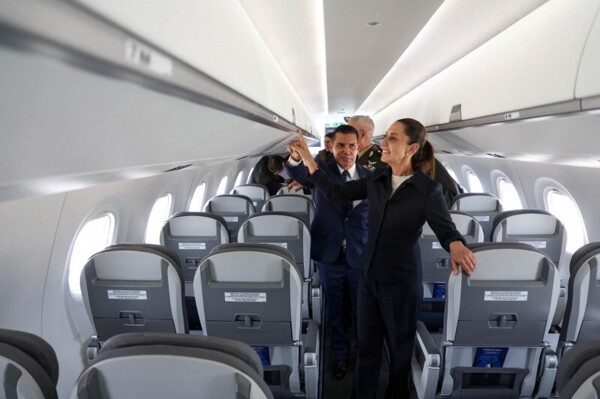 Sheinbaum Meets with Airlines to Discuss US Countermeasures