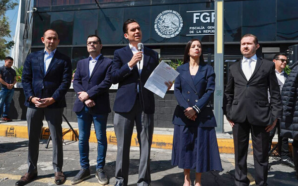 PAN files complaint with FGR over Mexico City riots