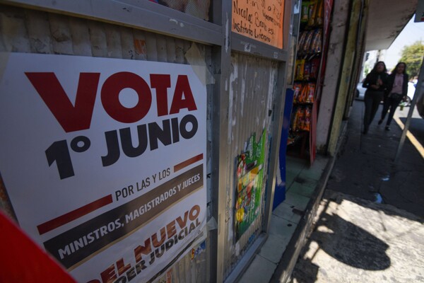 Controversy Surrounds Judicial Candidates in Mexico