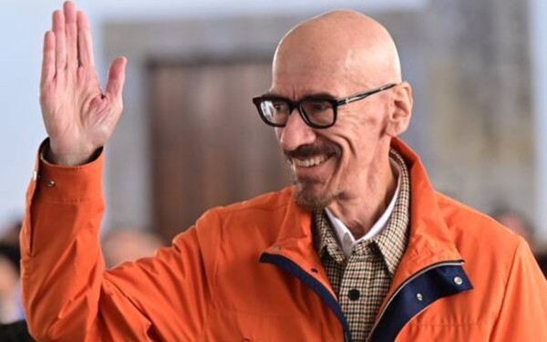 Бывший лидер партии «Гражданский движение» Данте Дельгадо вернулся после лечения рака