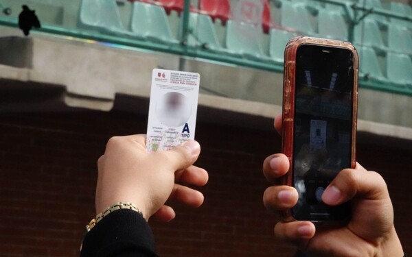 В Мехико продлили срок действия водительских удостоверений до конца 2026 года