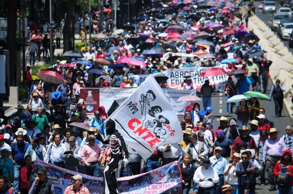 CNTE Announces 24-Hour National Strike in Mexico City