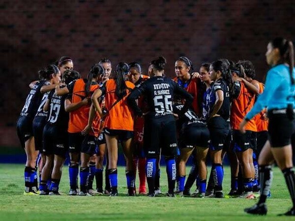 Querétaro Se Playoff in Game Against Cruz Azul