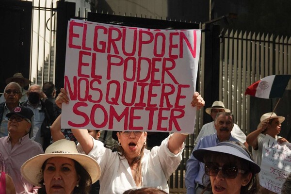 Catalina Botero Alerts About Freedom of Expression in Mexico