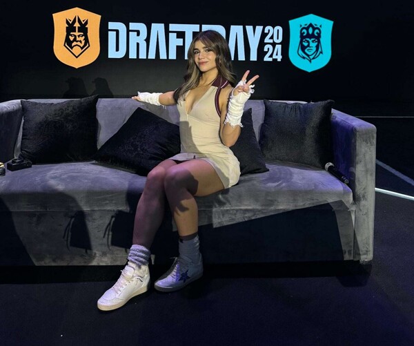 Алана Флорес поймана с игроком Клуба Америка среди слухов