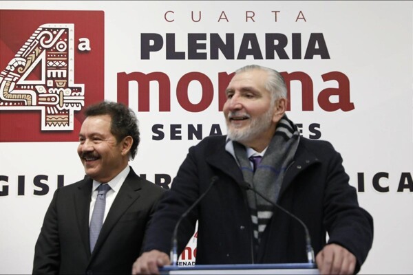 Сенатор Мексики Адан Августо Лопес покидает пост координатора фракции Morena