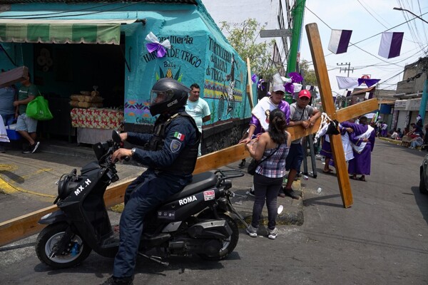 伊斯塔帕拉帕受难剧安全因摄像头增加而加强