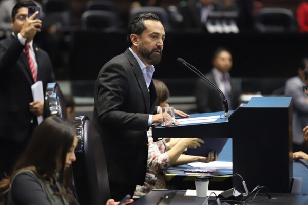 Внутренняя борьба в Морене за пост мэра Мехико