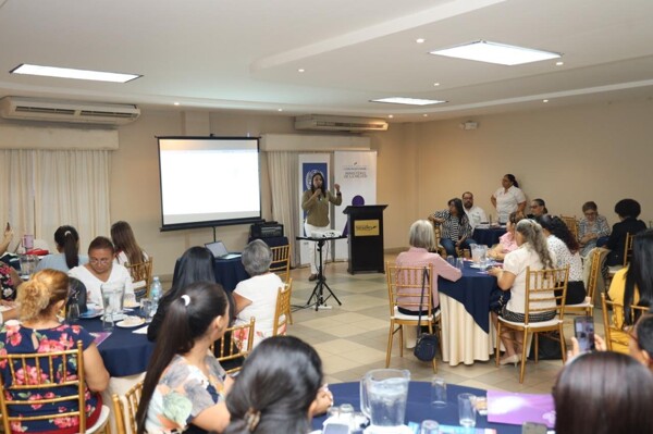 Women Politicians Continue Electoral Reform Consultations