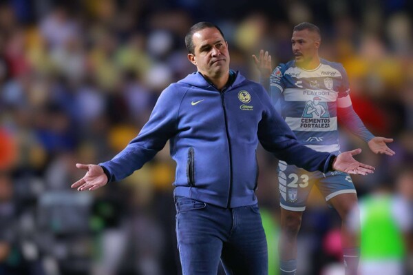 Controversy Surrounds Referee Decisions in Mexican Football
