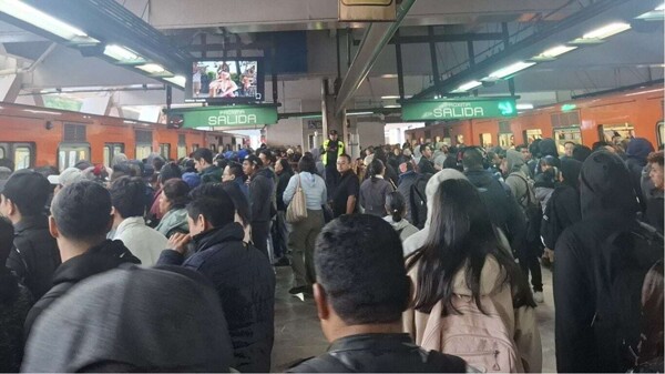 墨西哥城地铁延误因列车检查