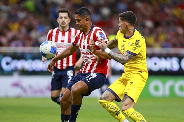 Chivas vs. América: Controversial Match in Concachampions