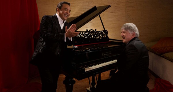 Carlos Cuevas Launches New Bolero Album
