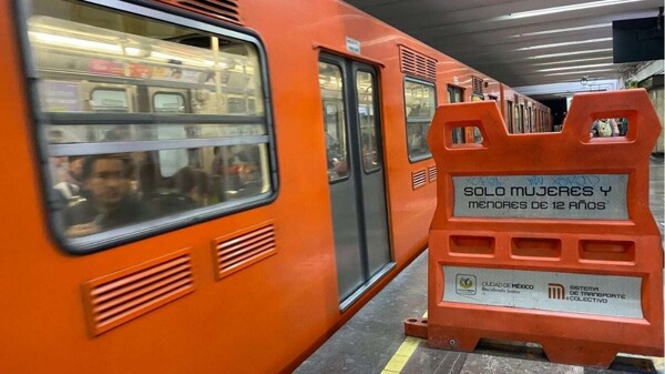 Significant Delays in Mexico City Metro Service