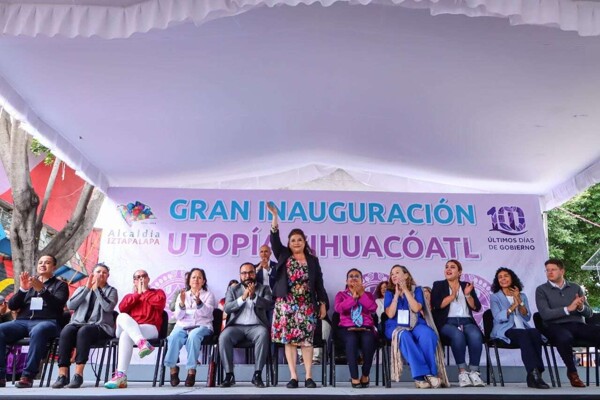  inauguración Утопии Сиуакаотль в Истапалапе