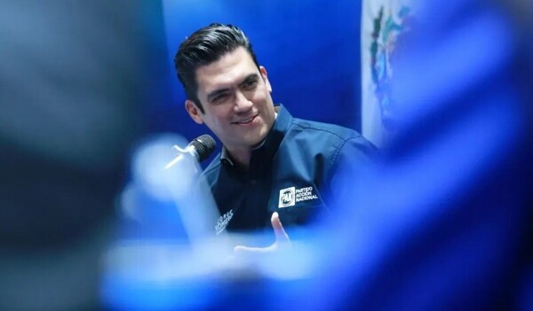 Лидер PAN дистанцировался от марша молодежи в Мехико