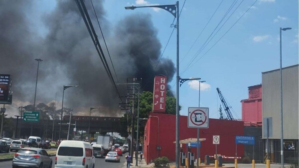 Strong Fire in Mexico City Causes Traffic Disruptions