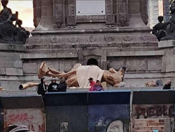 Filming Causes Alarm Over Angel of Independence