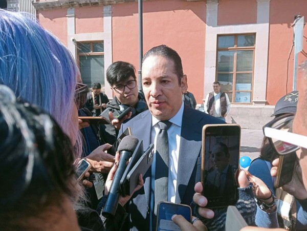 Паншо Домингес анализирует свое политическое будущее в Керетаро