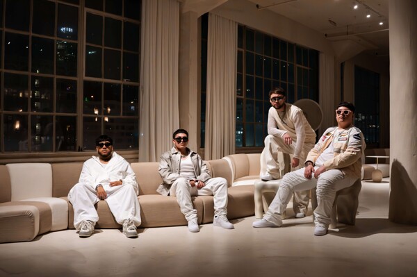 Línea Personal Unveils New Album 'Todo o Nada' in Mexico City