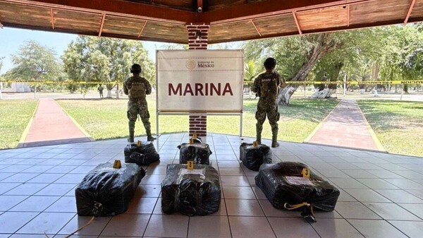 Aseguran 265 kg de cocaína en operativo marítimo en Michoacán