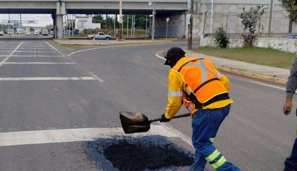 墨西哥加强复活节假期道路维护