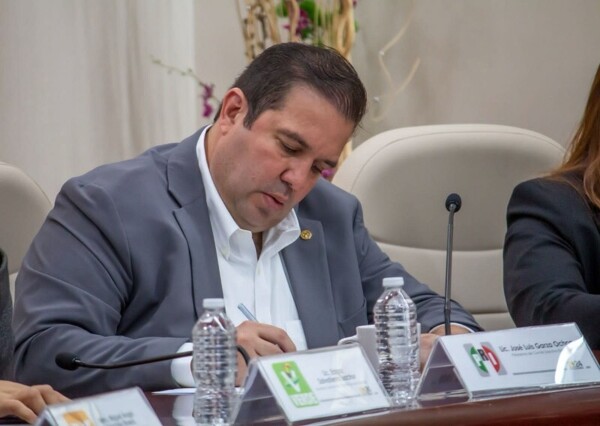 В Мексике готовится смена руководства оппозиционной партии