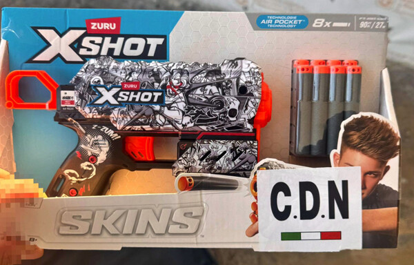 Suspected Criminal Group Distributes Military Toys to Children in Mexico