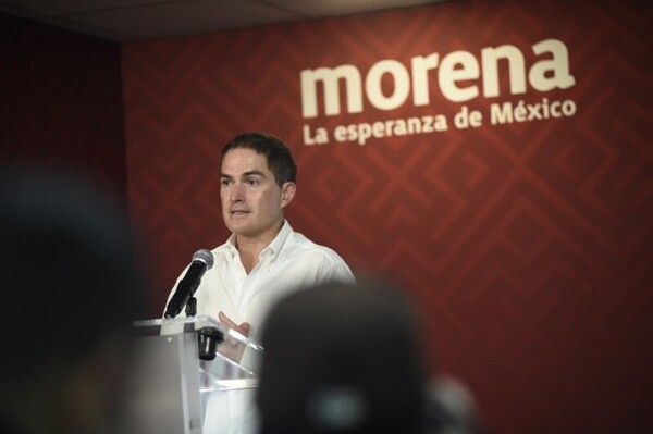 Political Scandal in Mexico City: Mayor Accuses Opposition of Spying