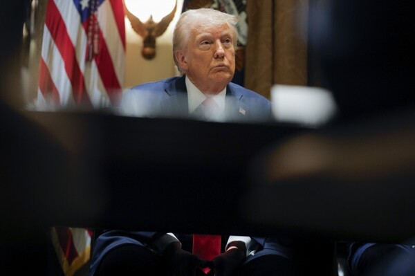 Трамп подтверждает 25% тарифы на импорт из Мексики