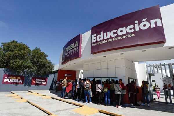 Mexico Recovers 300 Irregularly Assigned Education Ministry Positions