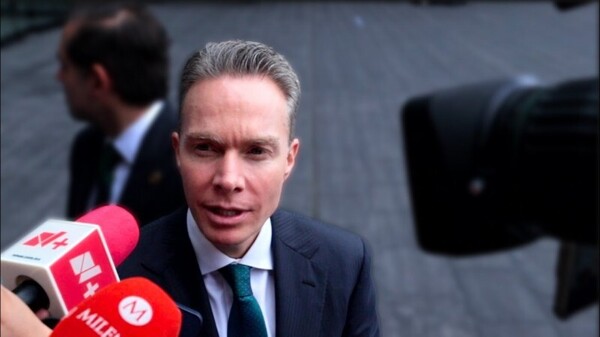 墨西哥政治危机：选举改革引发分裂