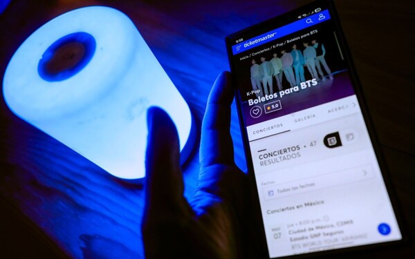 Mexican BTS Fans Wage War on Ticket Scalpers