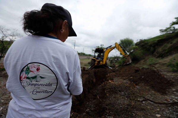 Searching Mothers Reveal Extermination Camps in Mexico