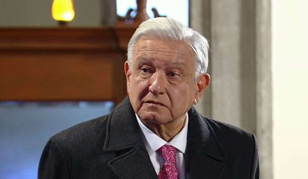 Эмоциональное прощание с Лопесом Обрадором на его последней утренней конференции