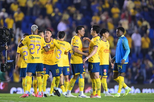 América Prepares for Crucial Match Against Chivas