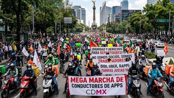 司机抗议活动导致墨西哥城交通瘫痪